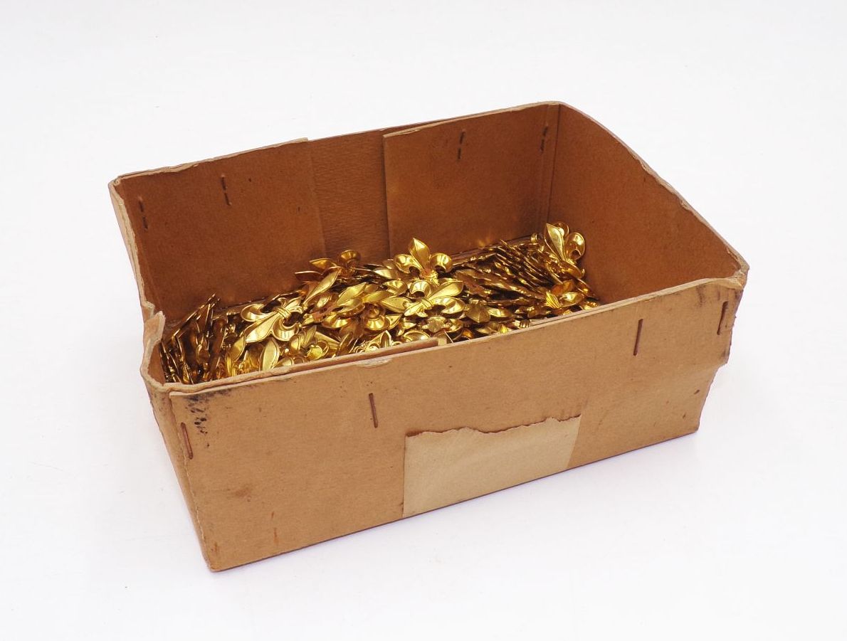 Zierapplikationen Lilie Frankreich Wappen Gold Basteln Dekorieren 