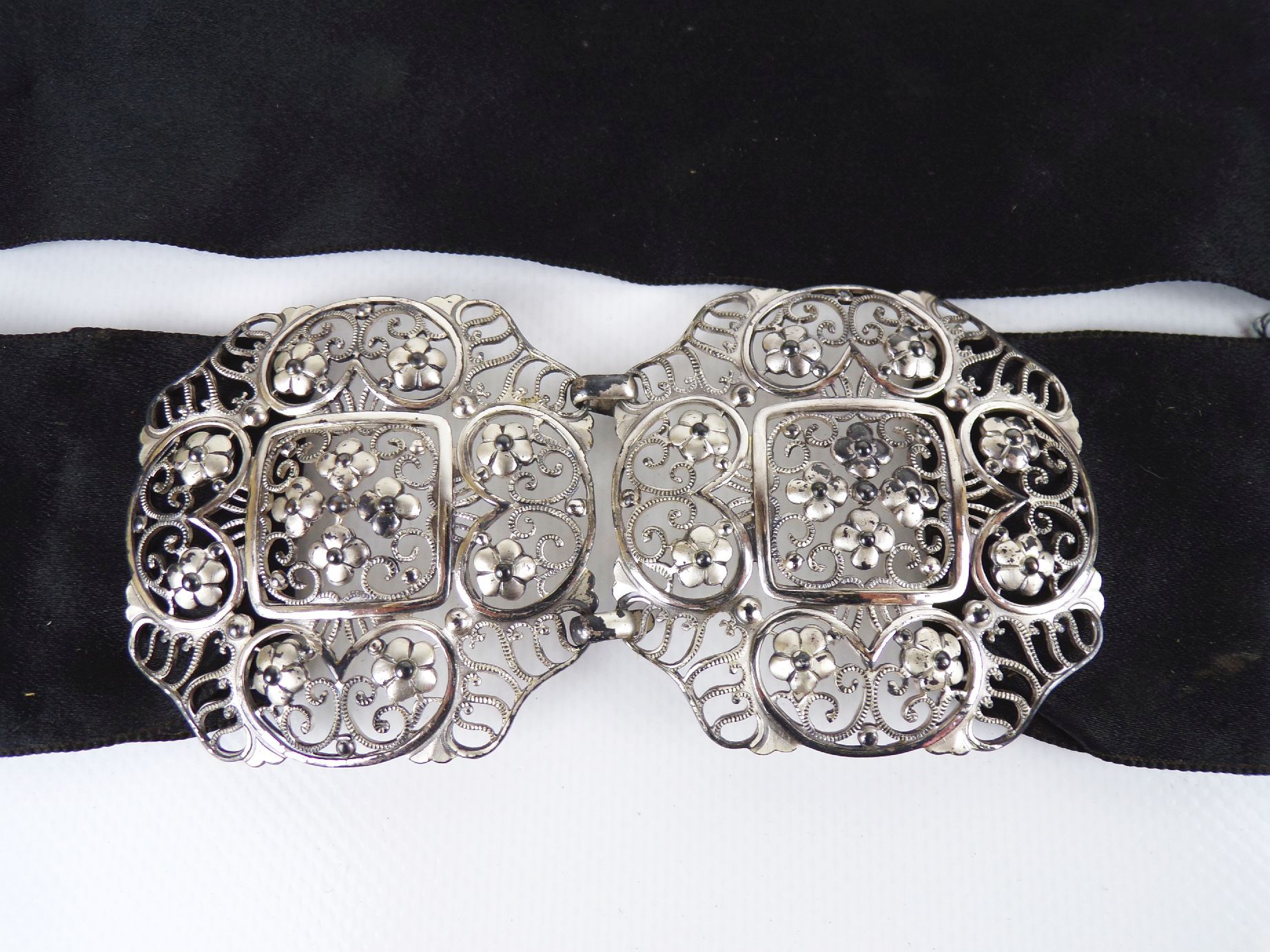 Alter Gürtel Damen Hüftband Metall Schnalle Clip um 1900 Vintage Mode Accessoire Alter Gürtel Damen Hüftband Metall Schnalle Clip um 1900 Vintage Mode Accessoire