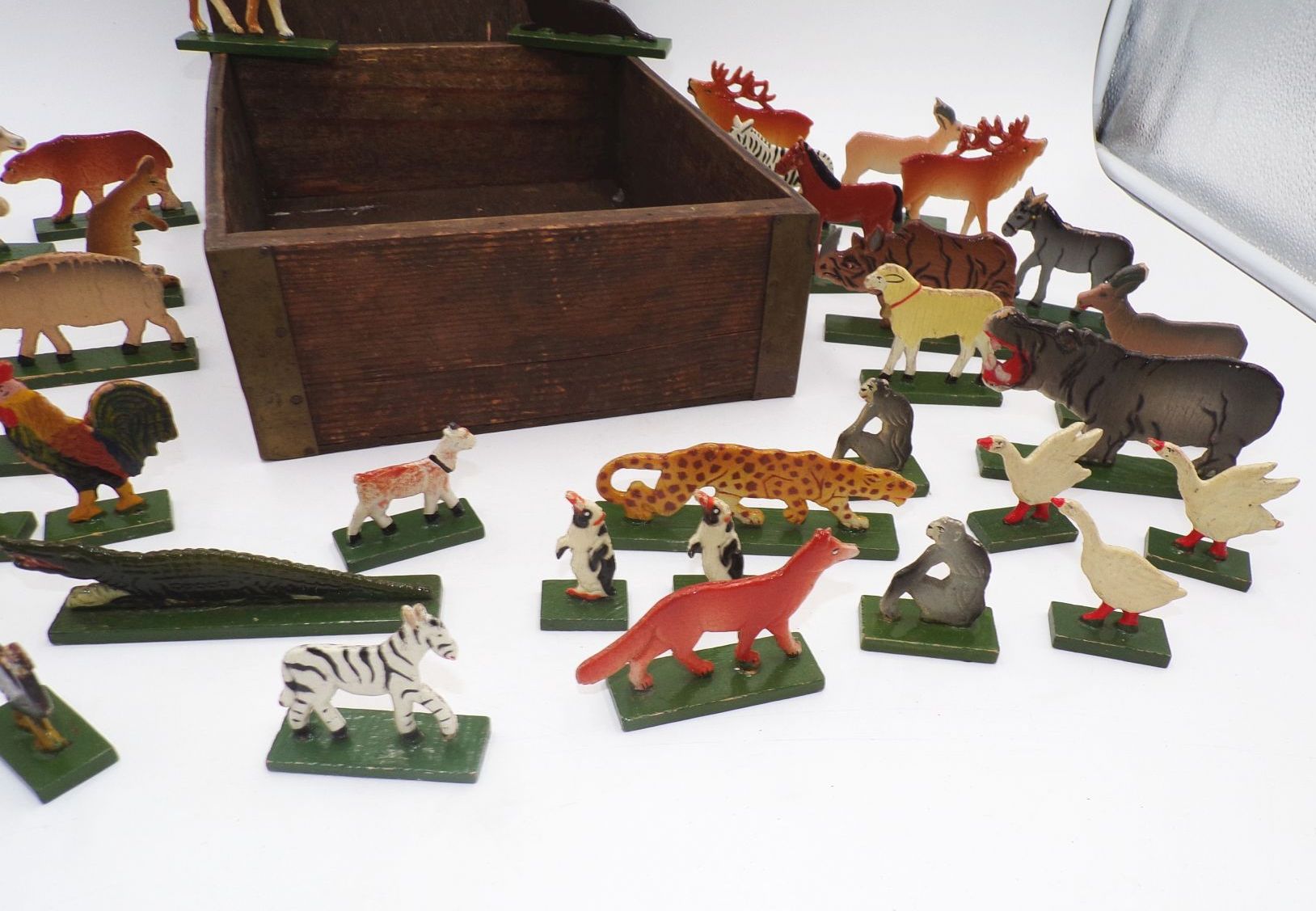 Konvolut Rossweiner Flachfiguren Tiere Haustiere Zoo Holzspielzeug Konvolut Rossweiner Flachfiguren Tiere Haustiere Zoo Holzspielzeug