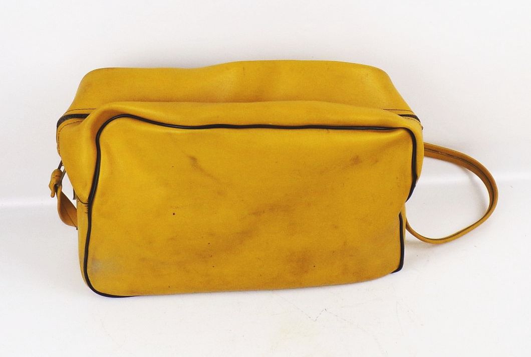 Alte Tasche Fussball DDR Oberliga 1976 1977 Dynamo Dresden Original