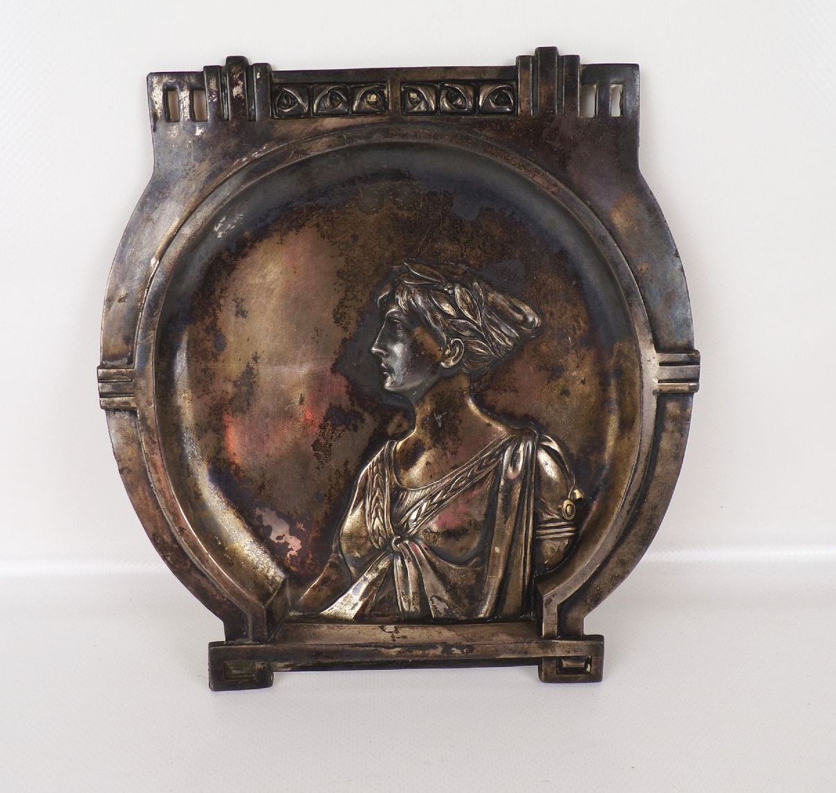 Jugendstil Wandbild Damen Portrait Metall um 1900 