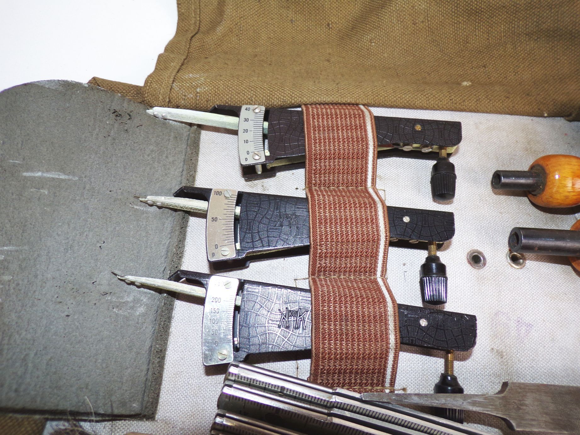 Alte Werkzeugtasche Elektriker Elektroniker DDR Werkzeug Set Alte Werkzeugtasche Elektriker Elektroniker DDR Werkzeug Set