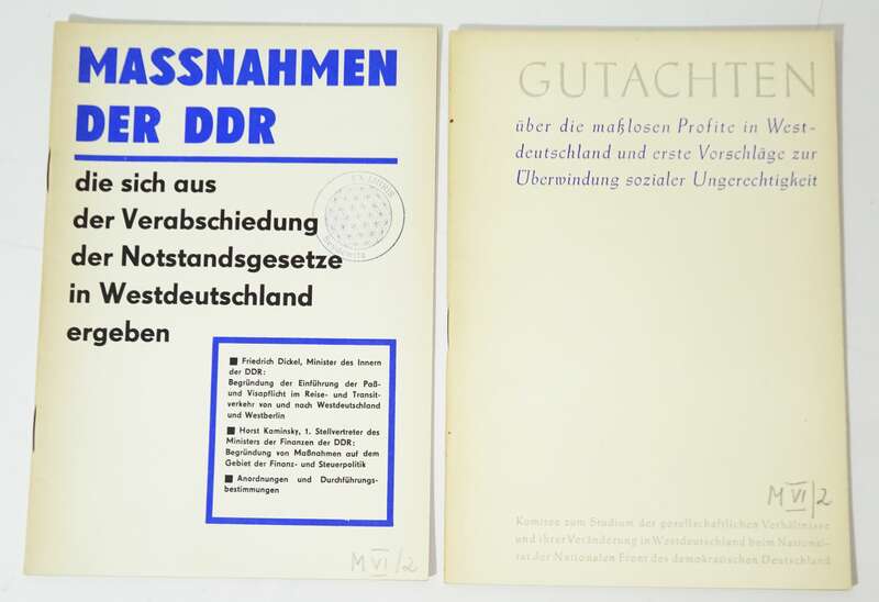 Konvolut DDR Hefte gegen Westdeutschland Strauß Neonazismus Abrüstung 