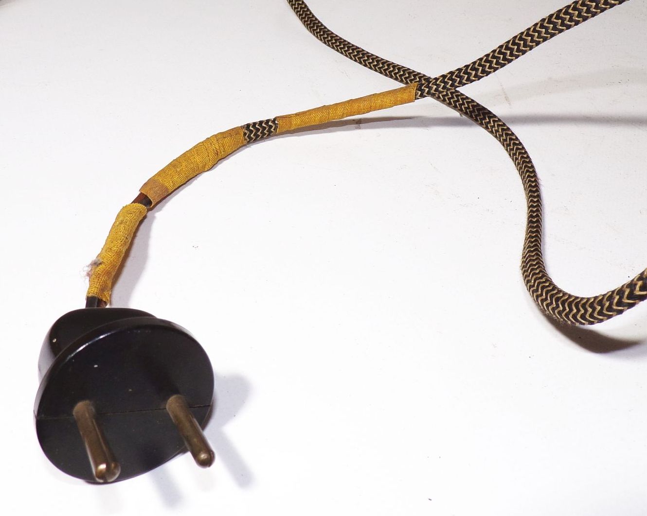 Alter Wärmestrahler Rotlicht Lampe E27 Bakelit Art Deco Leuchte 