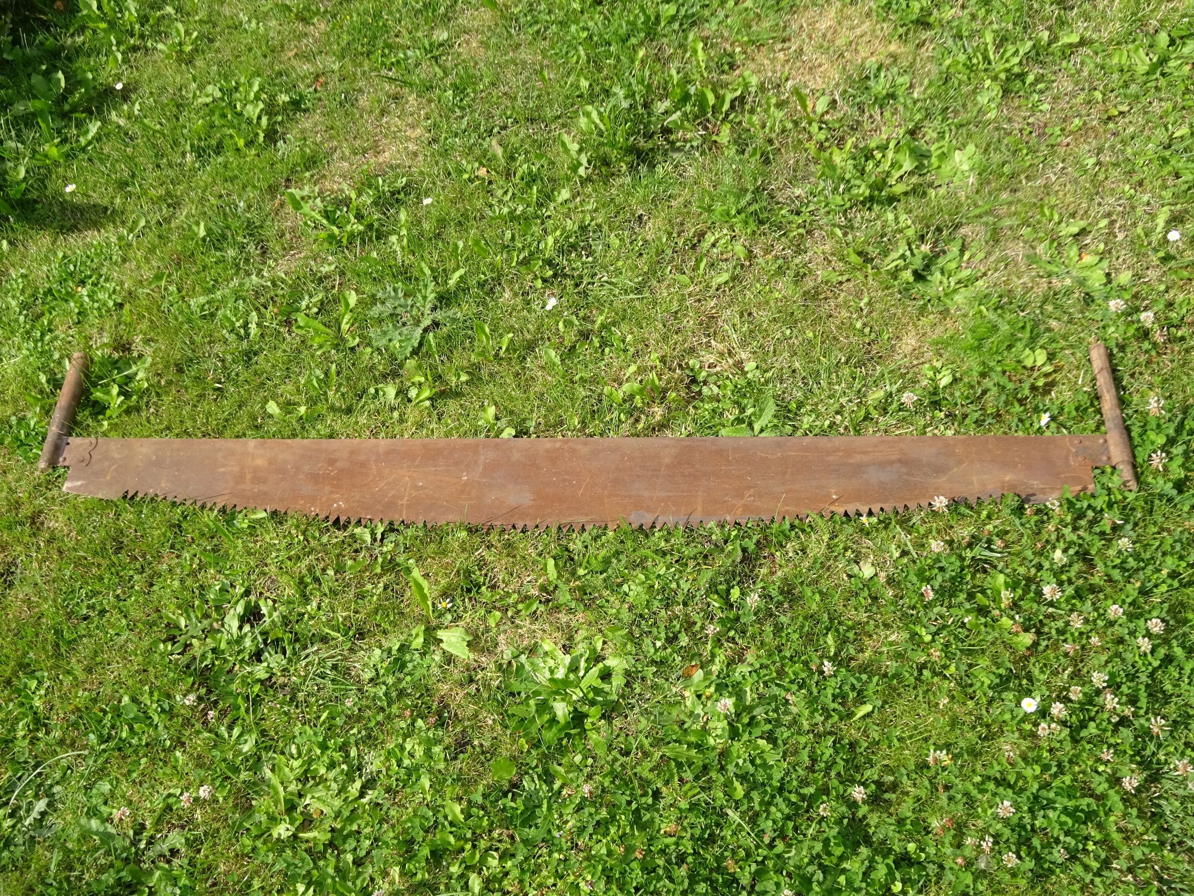 Alte Hochzeitssäge Säge Zweimannsäge 140 cm Hochzeit Schrostsäge Alte Hochzeitssäge Säge Zweimannsäge 140 cm Hochzeit Schrostsäge