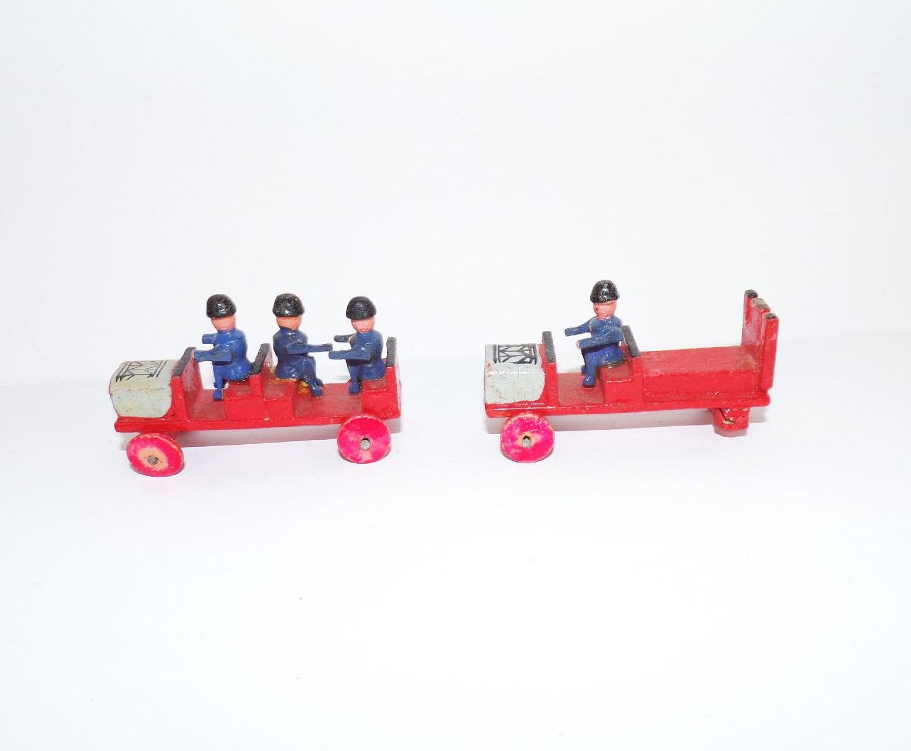 Alte Erzgebirge Kutschen Feuerwehr Traktor Spielwaren 