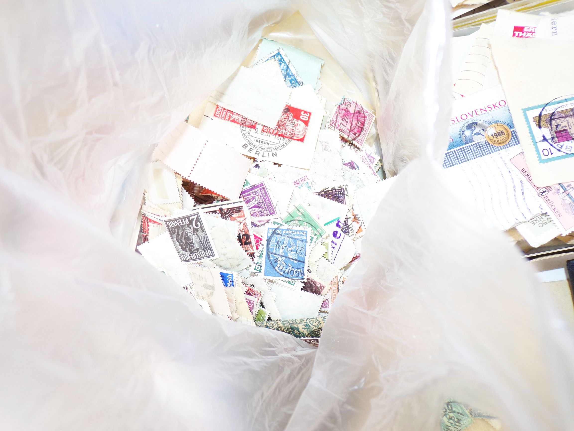 Briefmarken Konvolut DDR BRD Ausland 