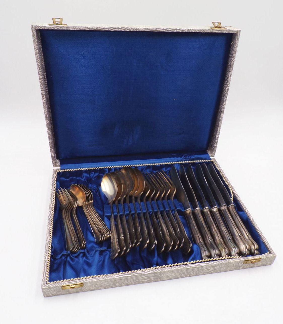 Altes Besteck 90er Auflage 30 Teile