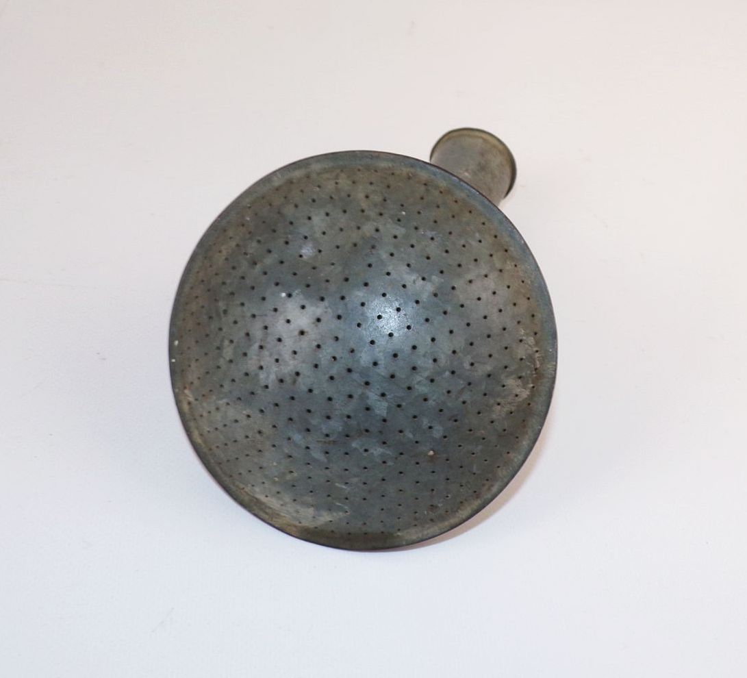 Alte Tülle Aufsatz für Gießkanne Zink Bewässerung