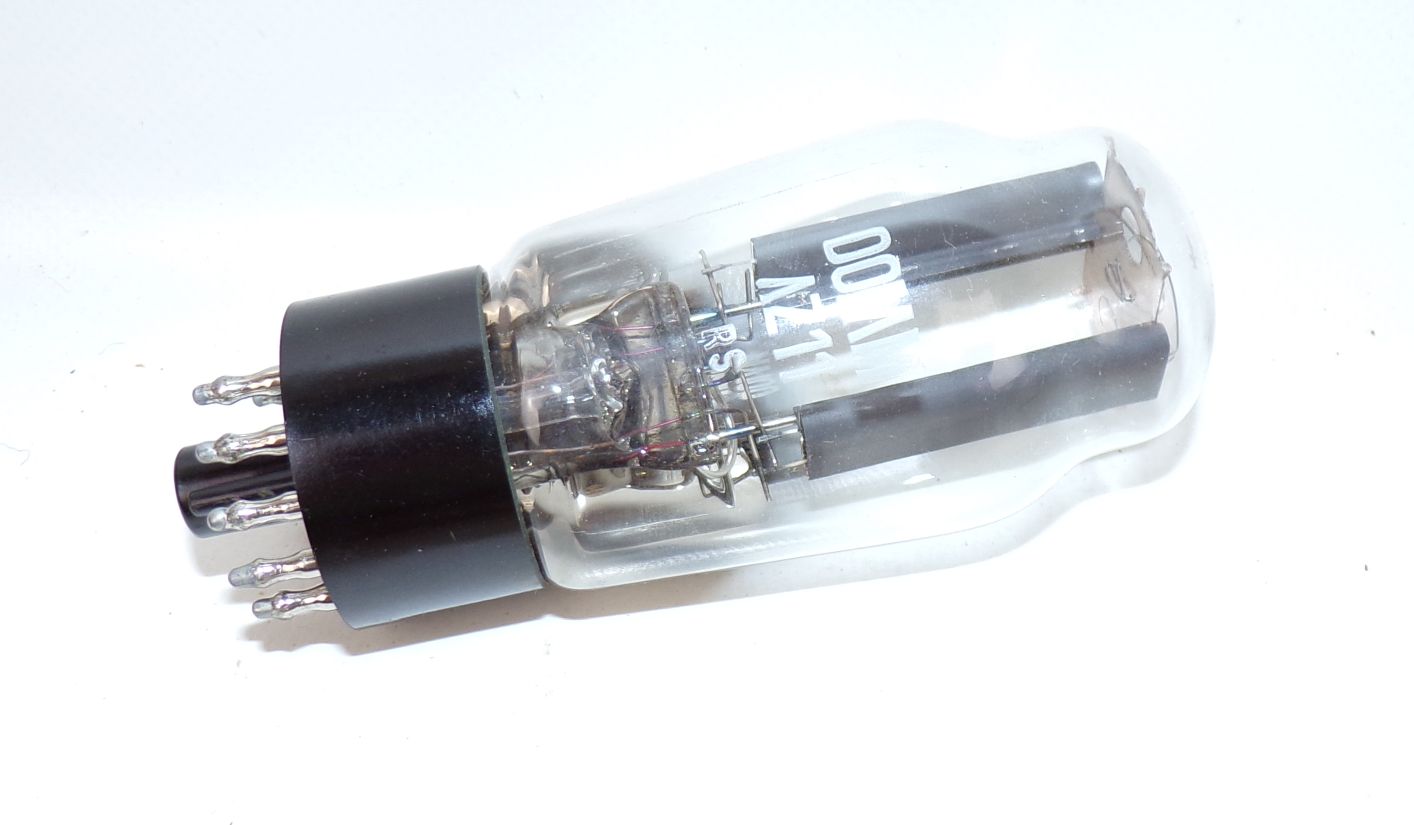 Unitra AZ11 Röhre tube