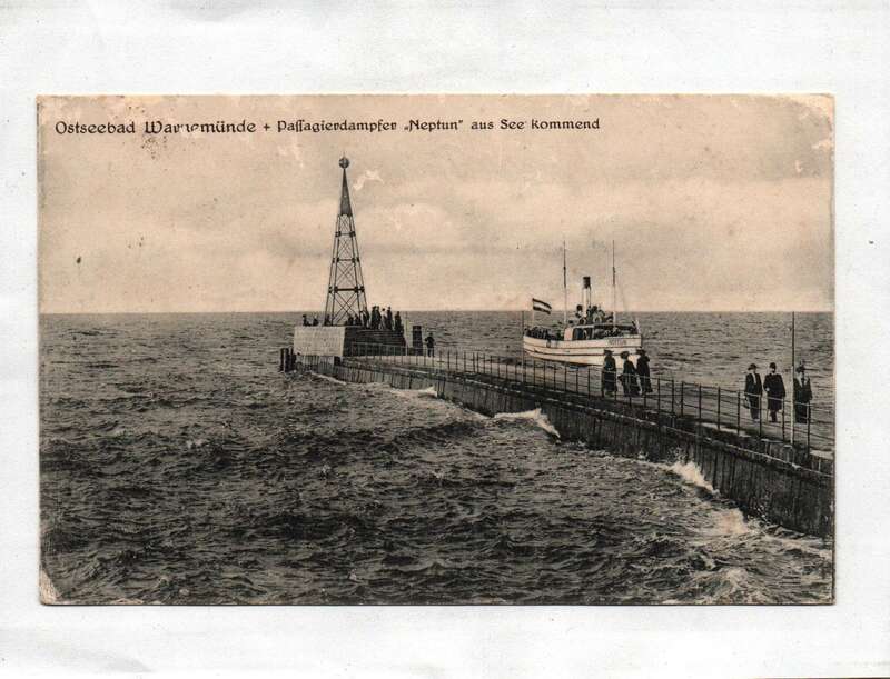 Ak Ostseebad Warnemünde Passagierdampfer Neptun aus See kommend 1918