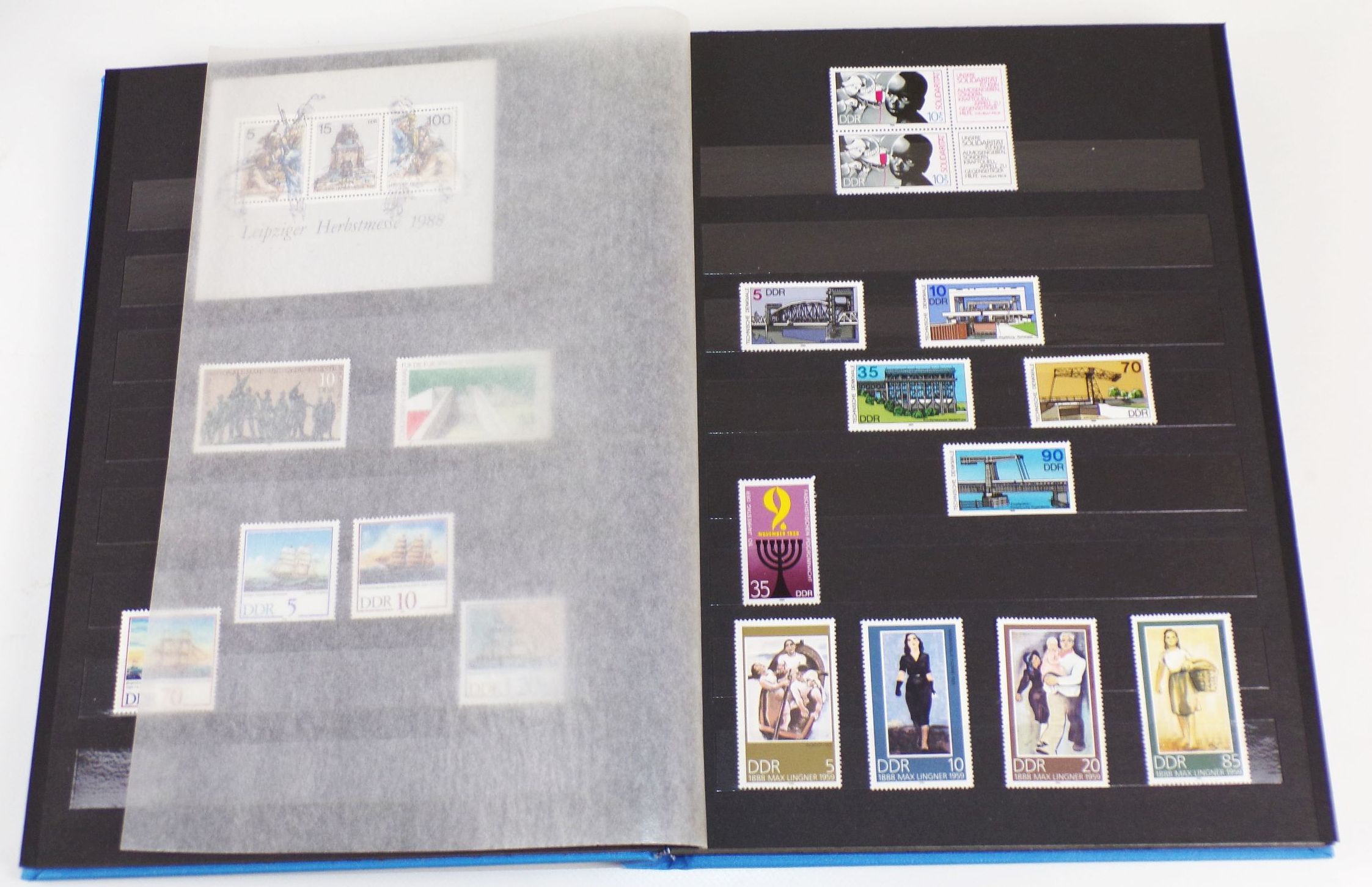 Briefmarken Sammlung Schwerpunkt DDR wenig BRD kaum Ausland 31 Alben 