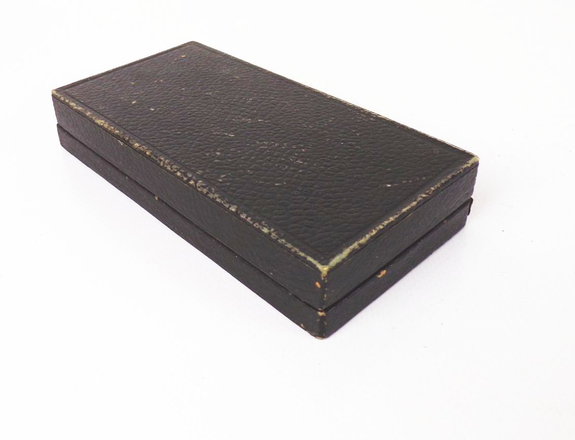 Für treue Dienste Deutsche Volkspolizei Stufe III mit Etui VP DDR