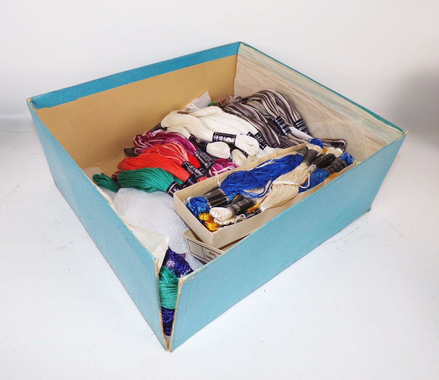 Alter Confried Trikotagen Karton mit MEZ Strickgarn Reklame Sammler Handarbeit