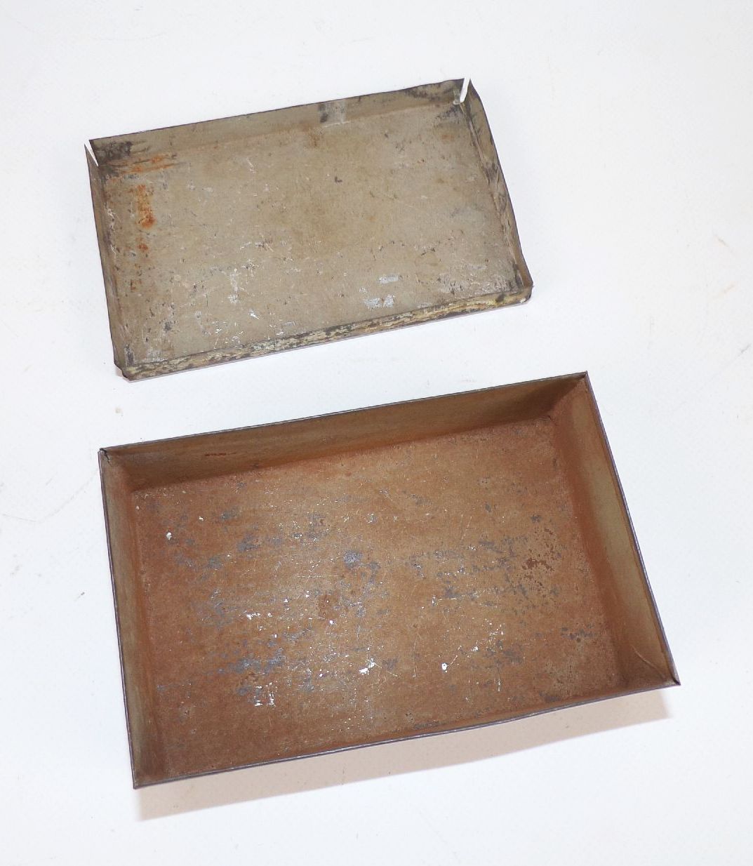 Alte Blechdose Gebrüder Loskutow Moskau Zigaretten Tabak Box um 1900