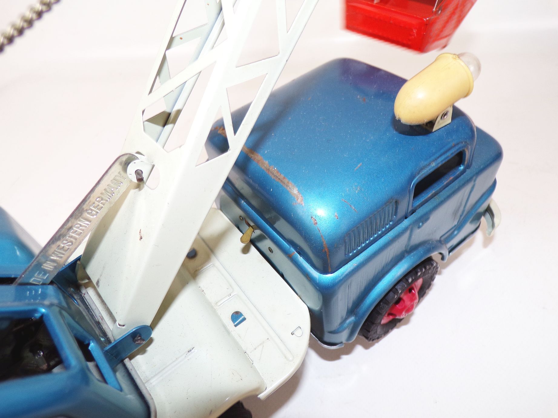 Alter Gama Kranwagen Büssing mit Originalkarton Alter Gama Kranwagen Büssing mit Originalkarton