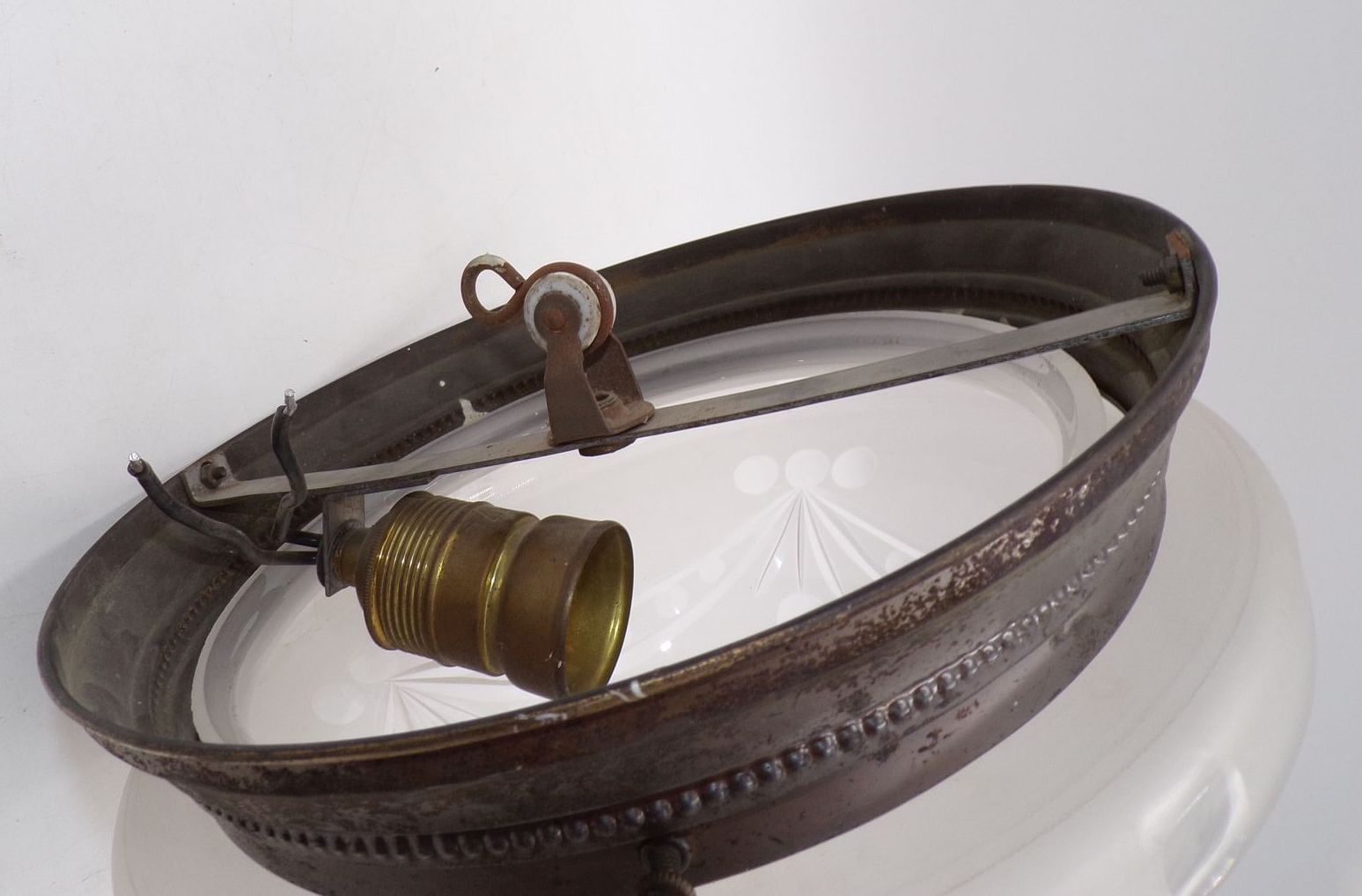 Alte Deckenleuchte geschliffenes Glas E27 um 1900 Antike Lampe Alte Deckenleuchte geschliffenes Glas E27 um 1900 Antike Lampe