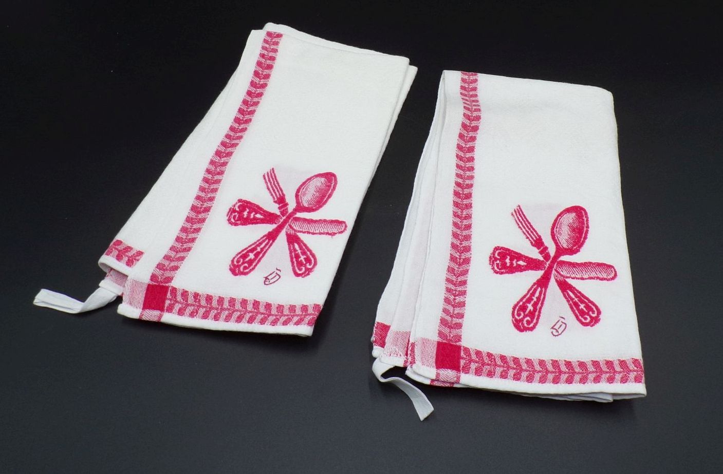 Altes Küchentuch Rot Weiß 51 x 54 cm Baumwolle evt Serviette