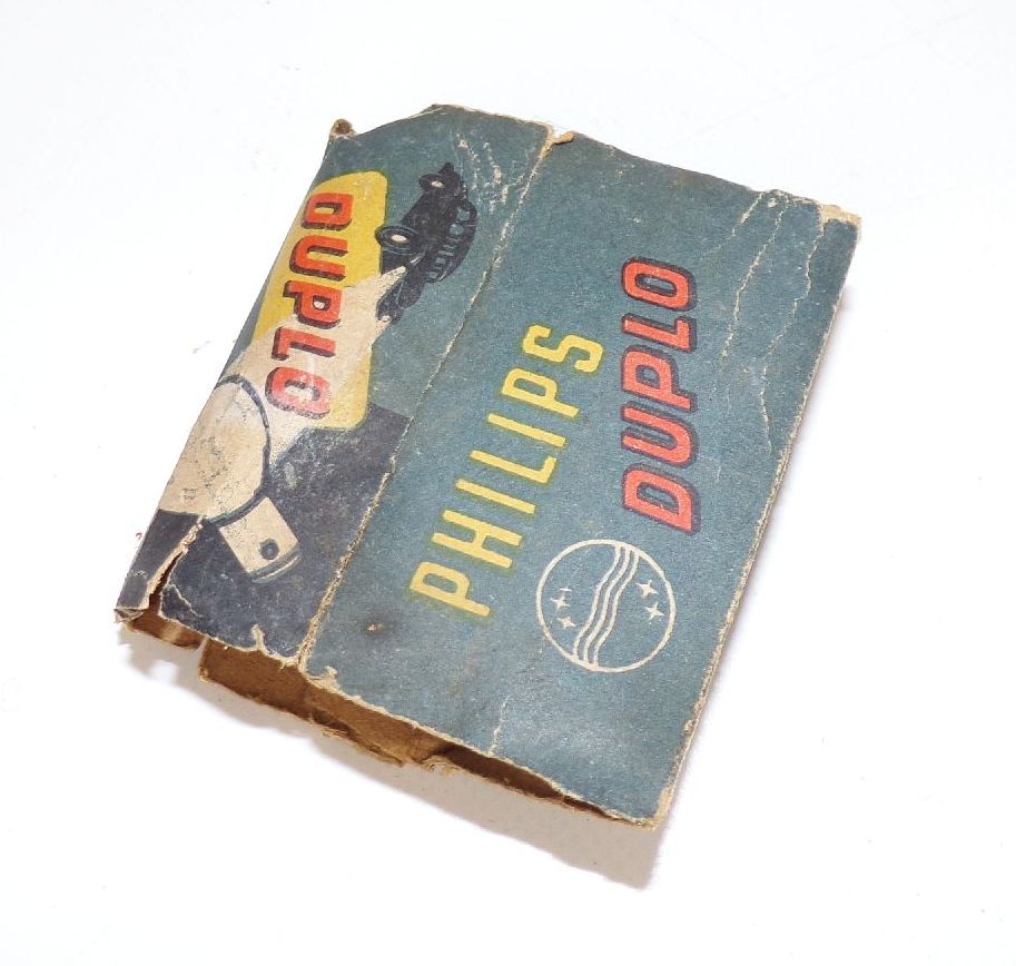 Lot alte Glühlampen Verpackungen Reklame Schachtel Leer Planet Philips Dosi