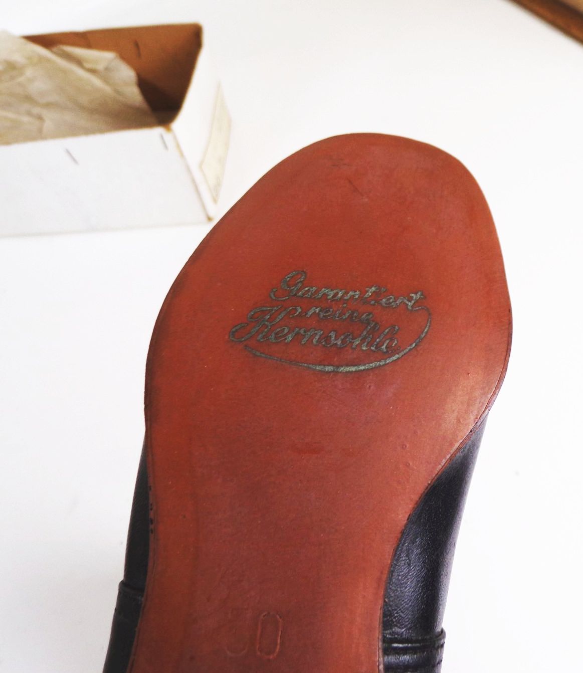 Alte Mädchen Schuhe Hernschle Lederschuhe Größe 30 Ungetragen NOS Alte Mädchen Schuhe Hernschle Lederschuhe Größe 30 Ungetragen NOS