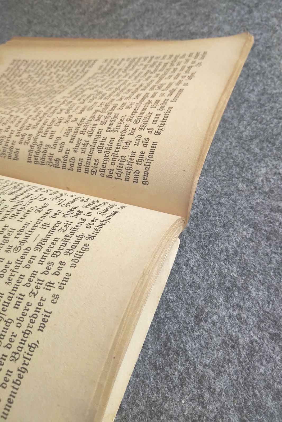 Altes Taschenbuch Die Kunst des Bauchredens von G. Peters Altes Taschenbuch Die Kunst des Bauchredens von G. Peters