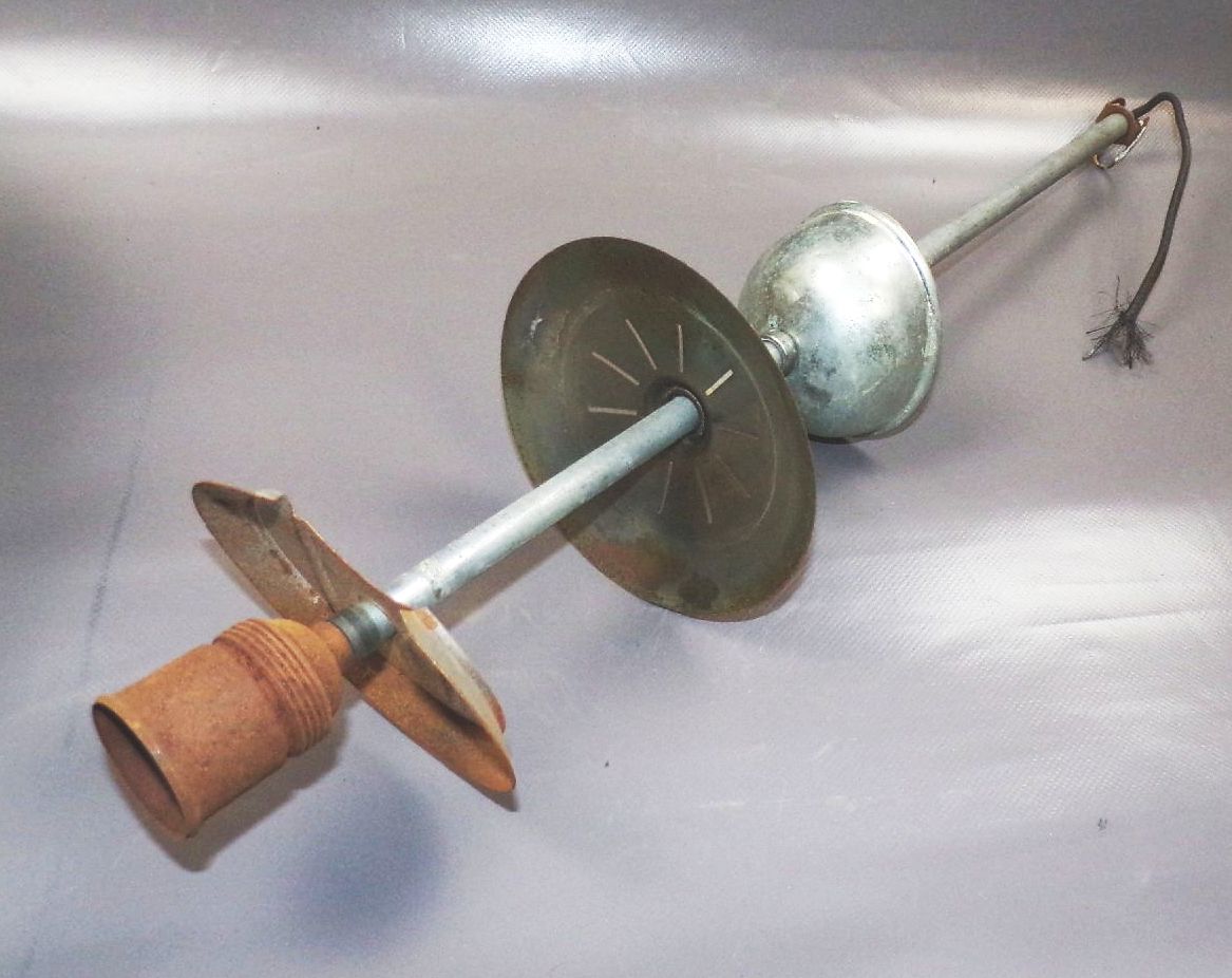 Alte Deckenleuchte E27 XL Weiß Deckenlampe Mithras Bauhaus