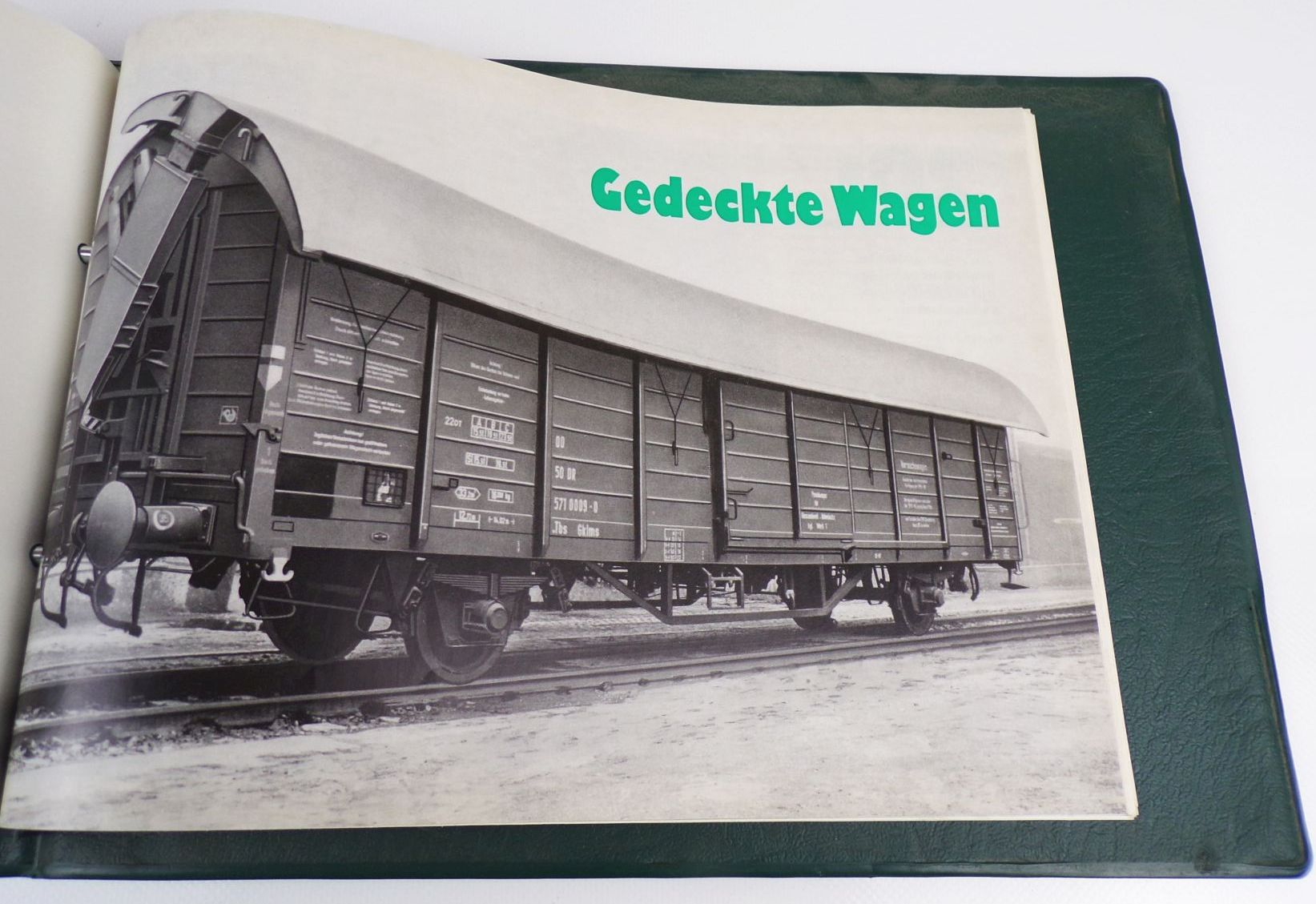 Deutsche Reichsbahn Güterwagen und Großcontainer 1979 Deutsche Reichsbahn Güterwagen und Großcontainer 1979