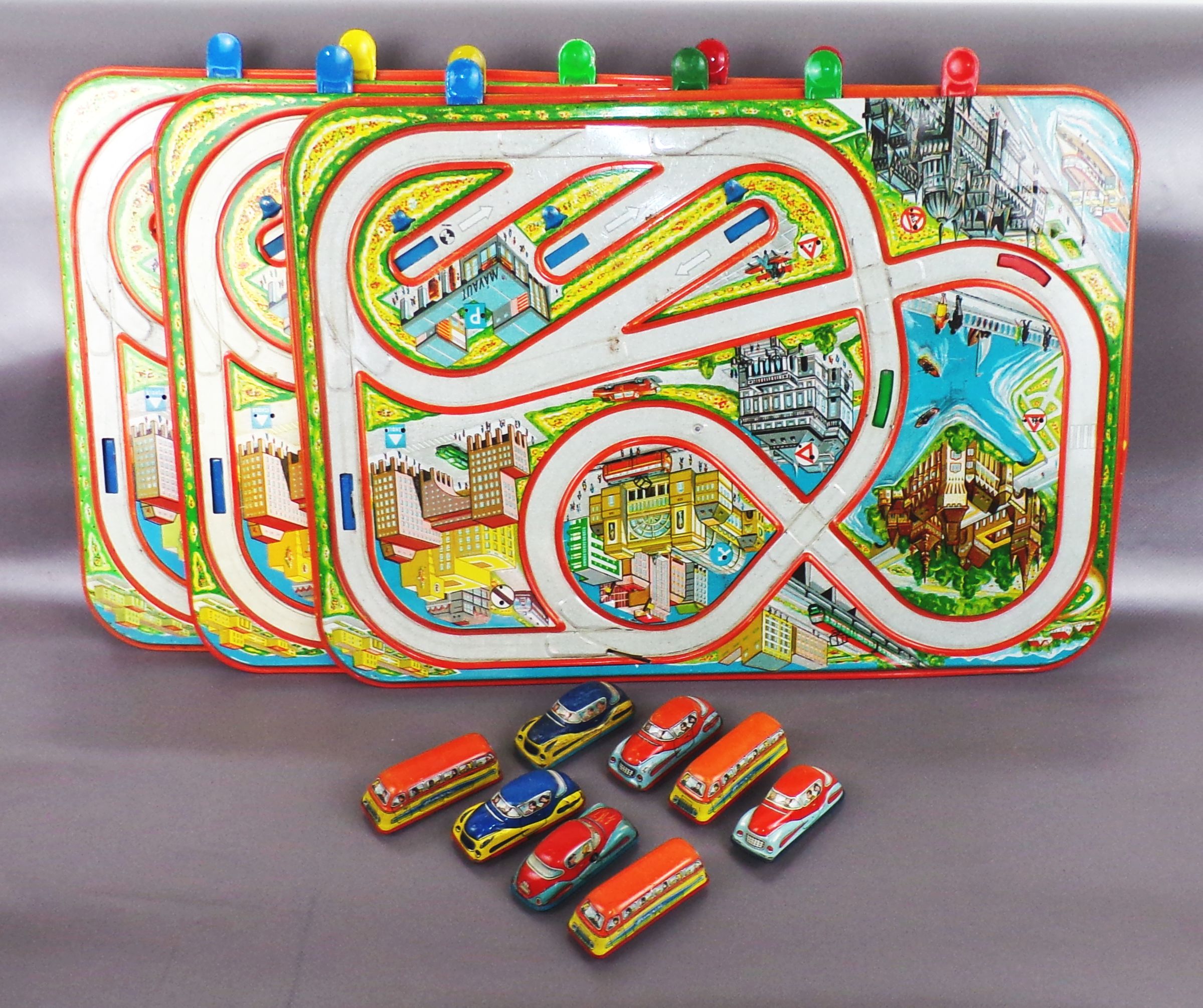DDR Autobahn Rennbahn Blechspielzeug Autos Ungarn DDR Autobahn Rennbahn Blechspielzeug Autos Ungarn