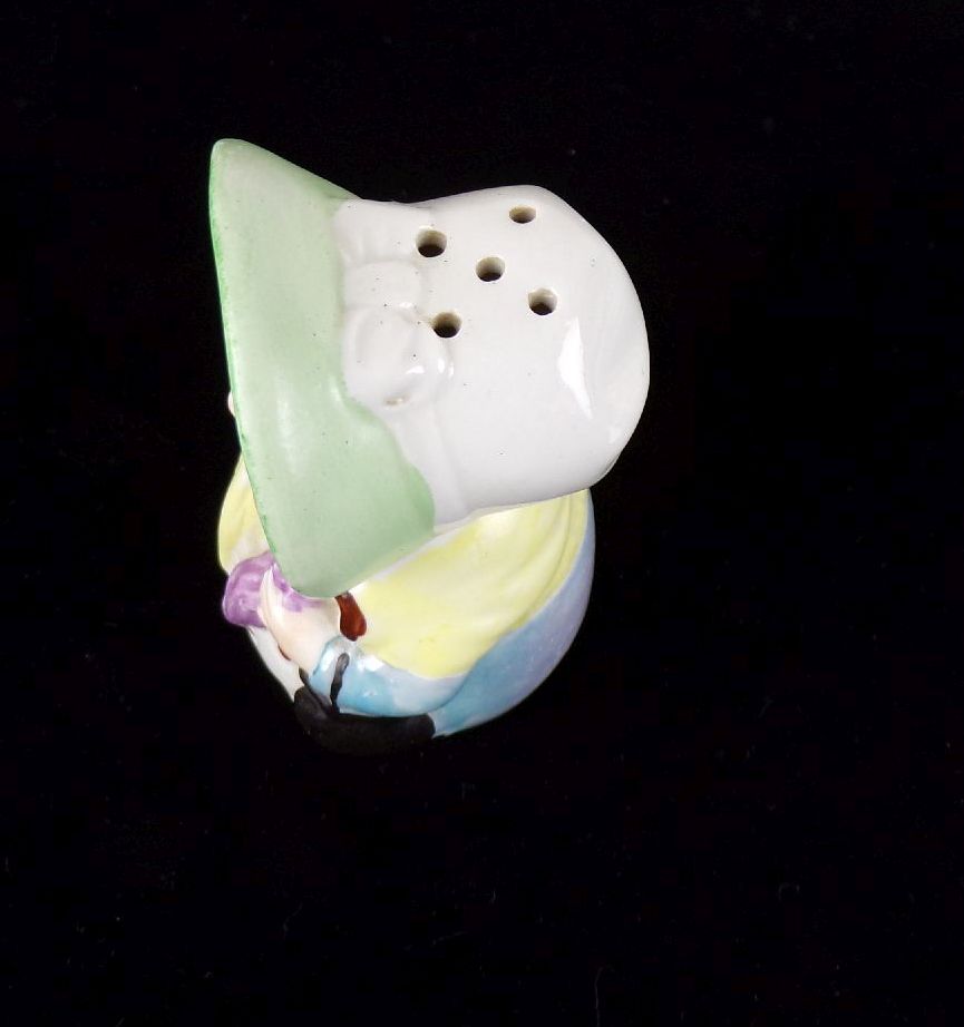 Alte Salzstreuer Pfefferstreuer Figuren googly Porzellan Figuren