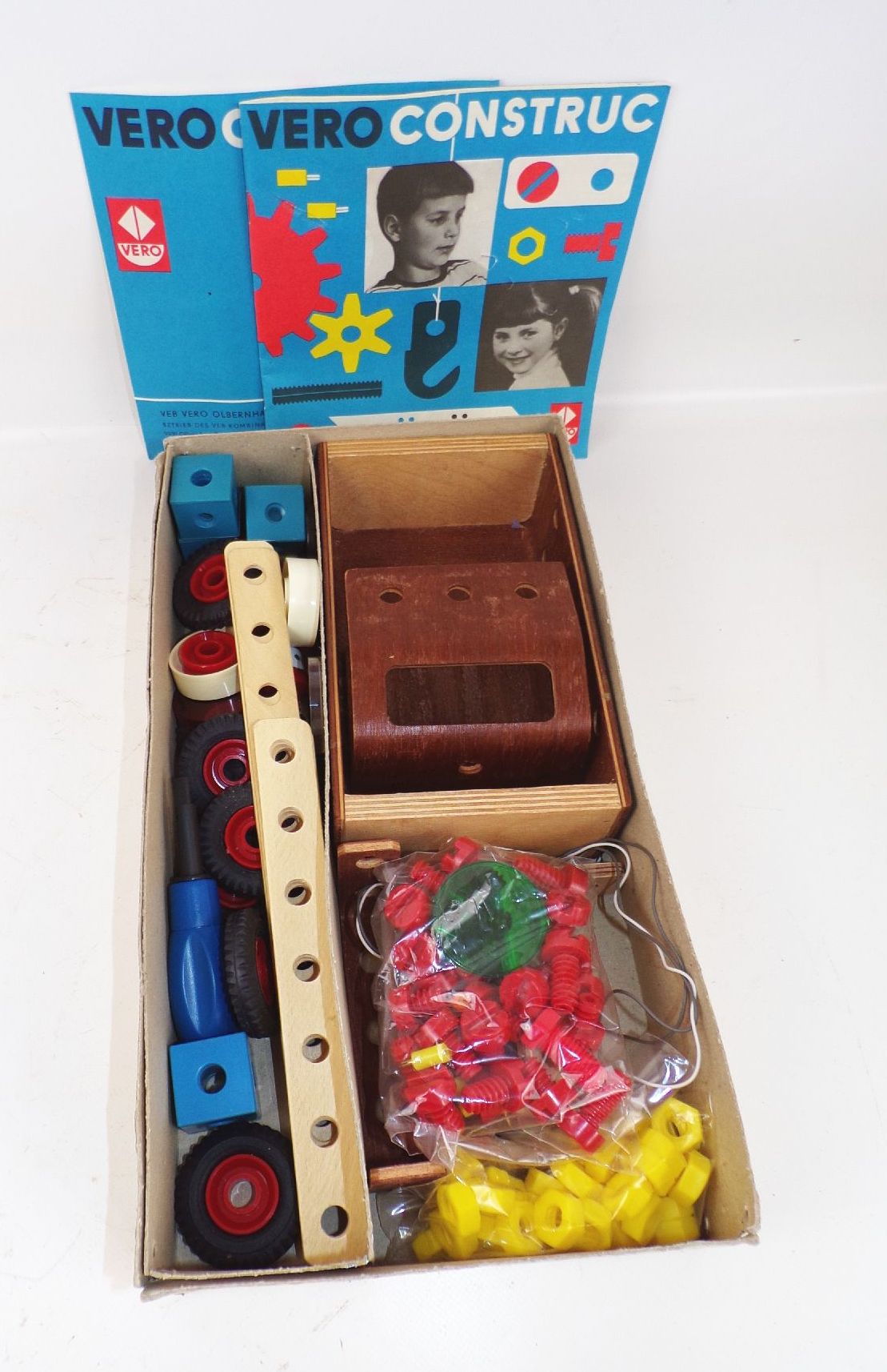 Vero Construc 200 210 DDR Baukasten 2 Stück Spielzeug