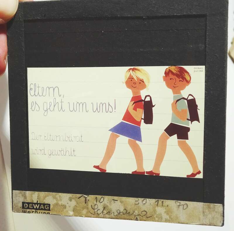 DEWAG Kino Dia 10 Stück Kinder Pädagogik Erziehung Glas Sammler Reklame