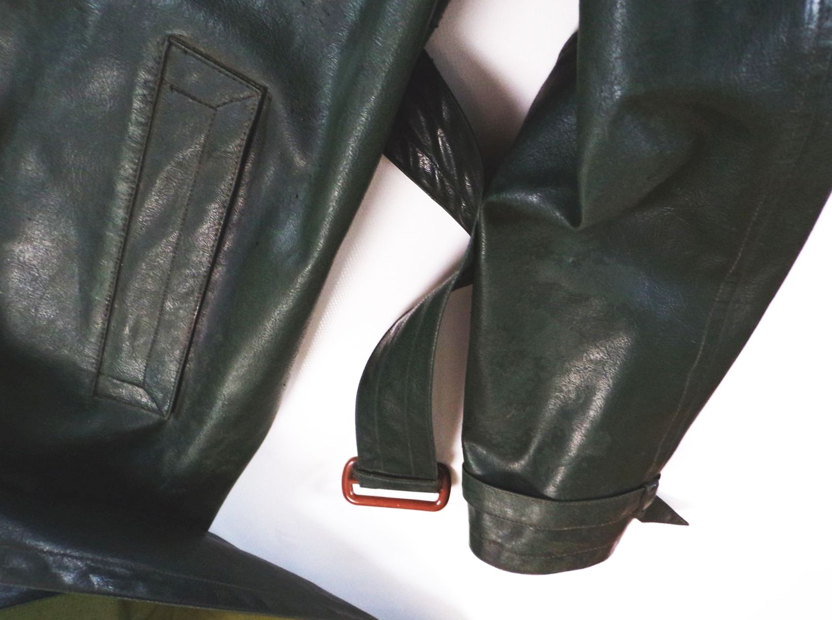 Alter Regenmantel Igelit Vintage Grün 50er Jahre Mantel lang unisex Alter Regenmantel Igelit Vintage Grün 50er Jahre Mantel lang unisex