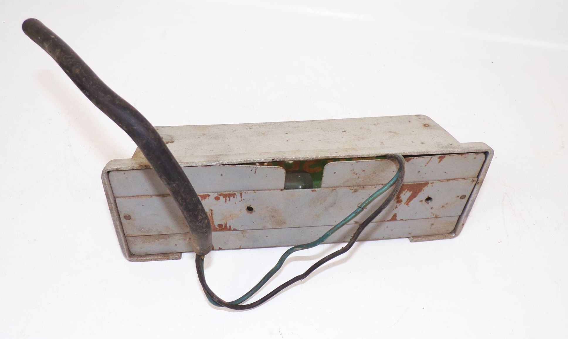 Altes Kino Ausgang Schild beleuchtet Lampe Leuchte Notausgang Industriedesign 