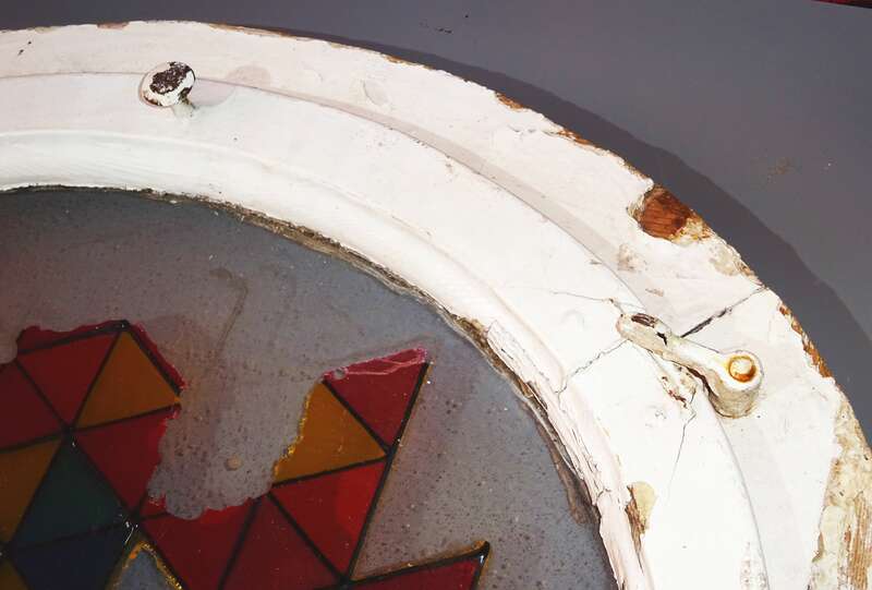 Altes Fenster ovales Holzfenster Oval Holz Glas Shabby Vintage 
