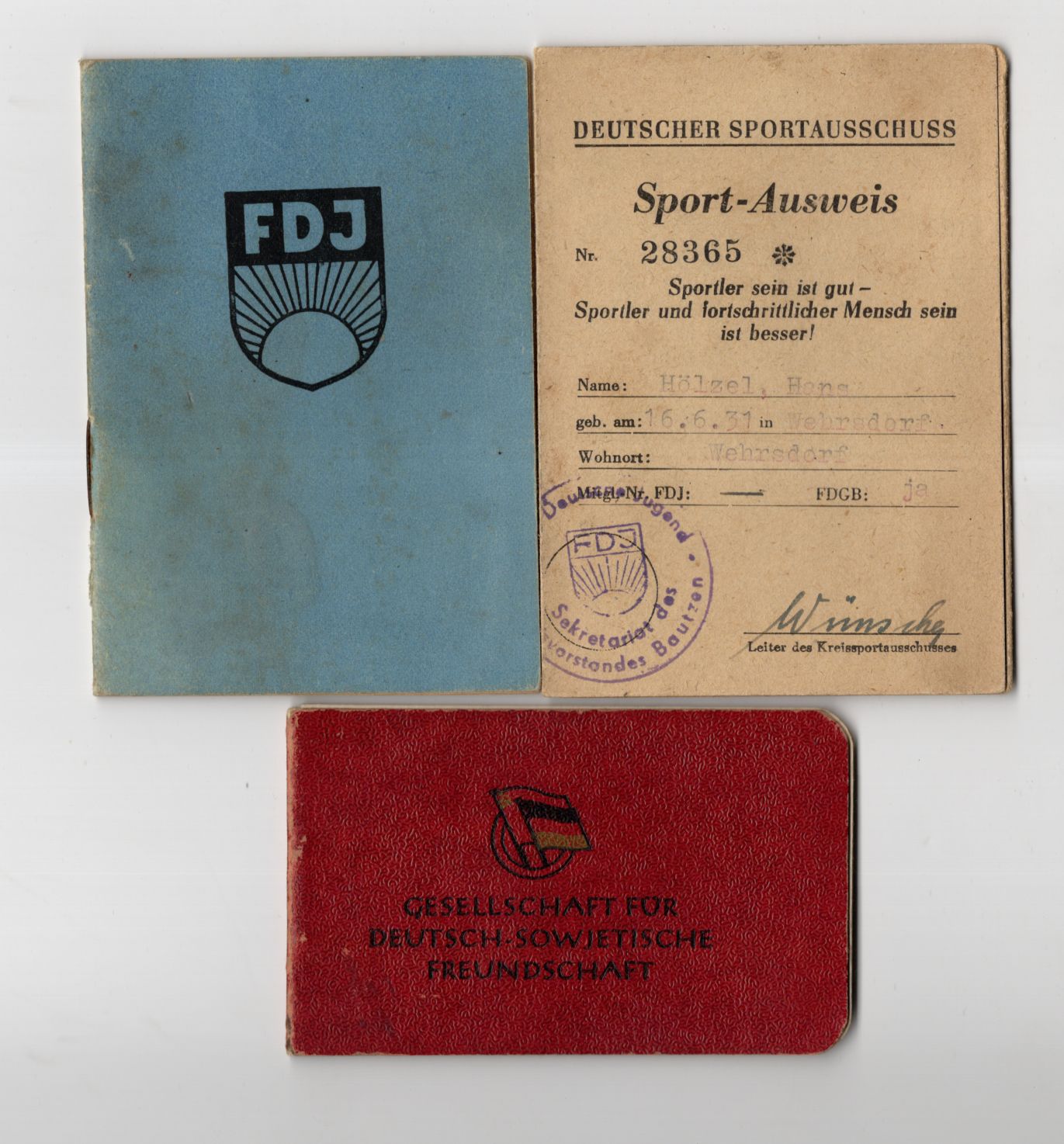 DDR Ausweise Beitragsmarken FDJ Deutscher Sportausschuss DSF 