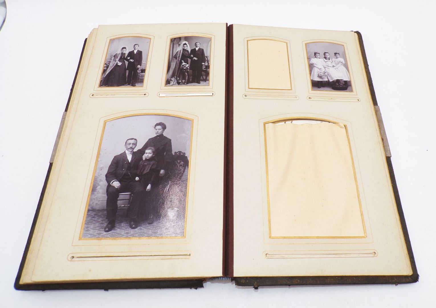 2 x Fotoalbum Kabinettfotos CDV Fotos Hartpappe um 1900 2 x Fotoalbum Kabinettfotos CDV Fotos Hartpappe um 1900