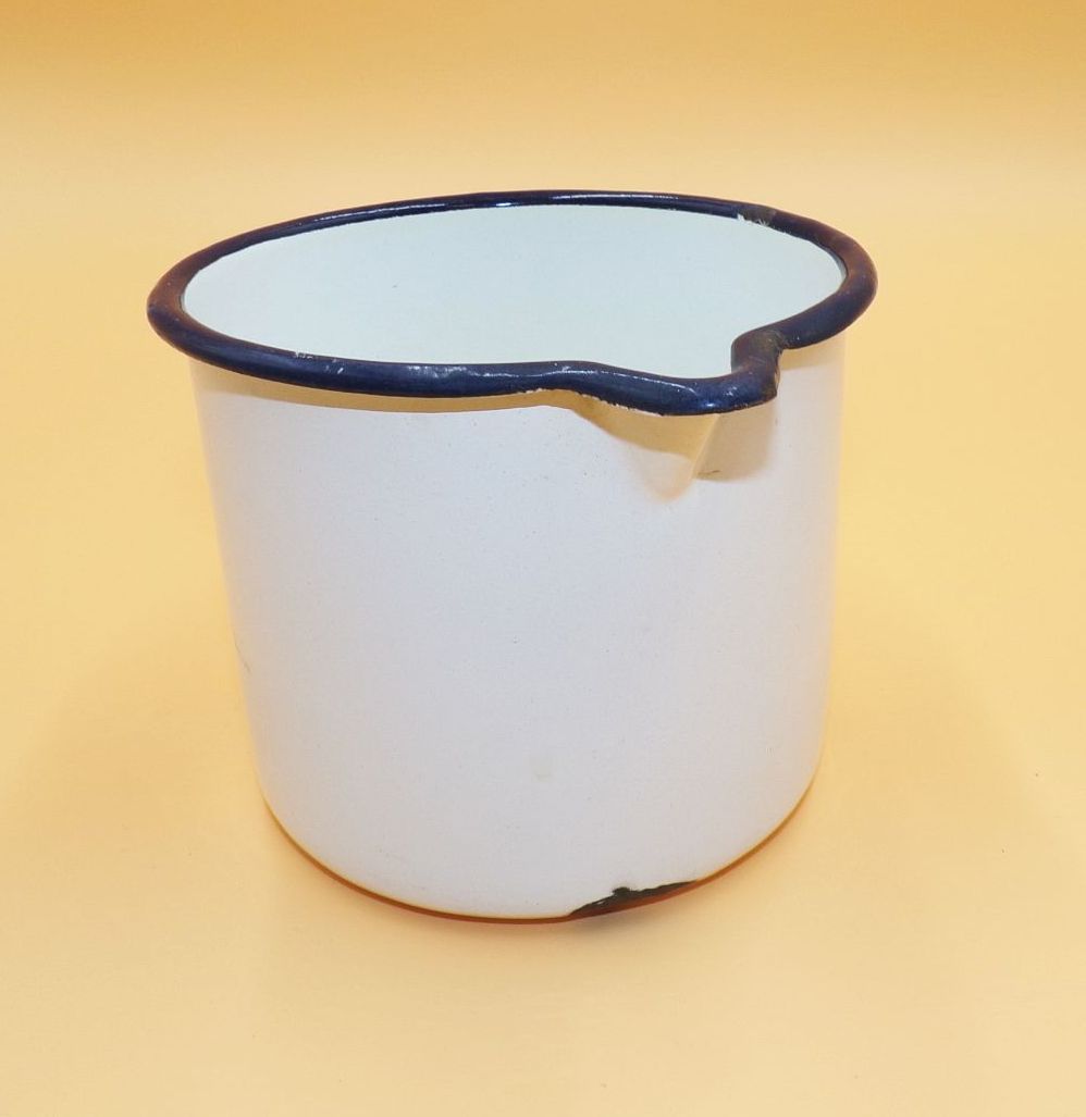 Alter Schnabeltopf Email Weiß Vintage Pflanzgefäß Gartendeko 