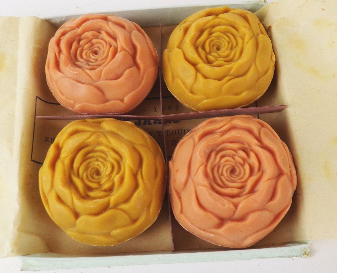 Cosmos Seife 4 Rosen Louis Guthmann Dresden 1950er Deko Cosmos Seife 4 Rosen Louis Guthmann Dresden 1950er Deko