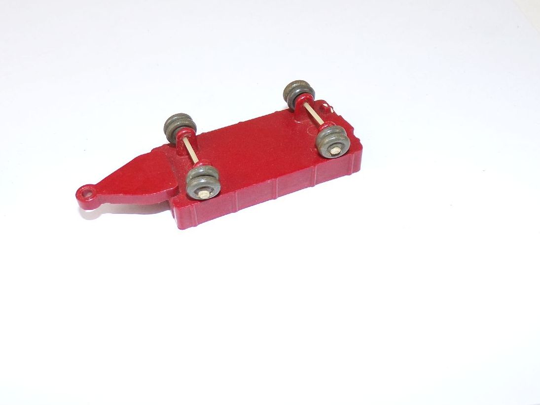 Iges Traktor grün mit Anhänger in rot DDR H0 Modelle Iges Traktor grün mit Anhänger in rot DDR H0 Modelle