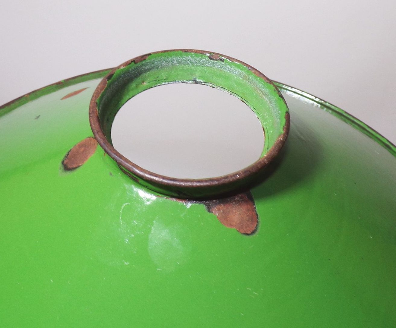 Alter Emaille Lampenschirm Grün Weiss Durchmesser 25 cm Ersatzschirm 