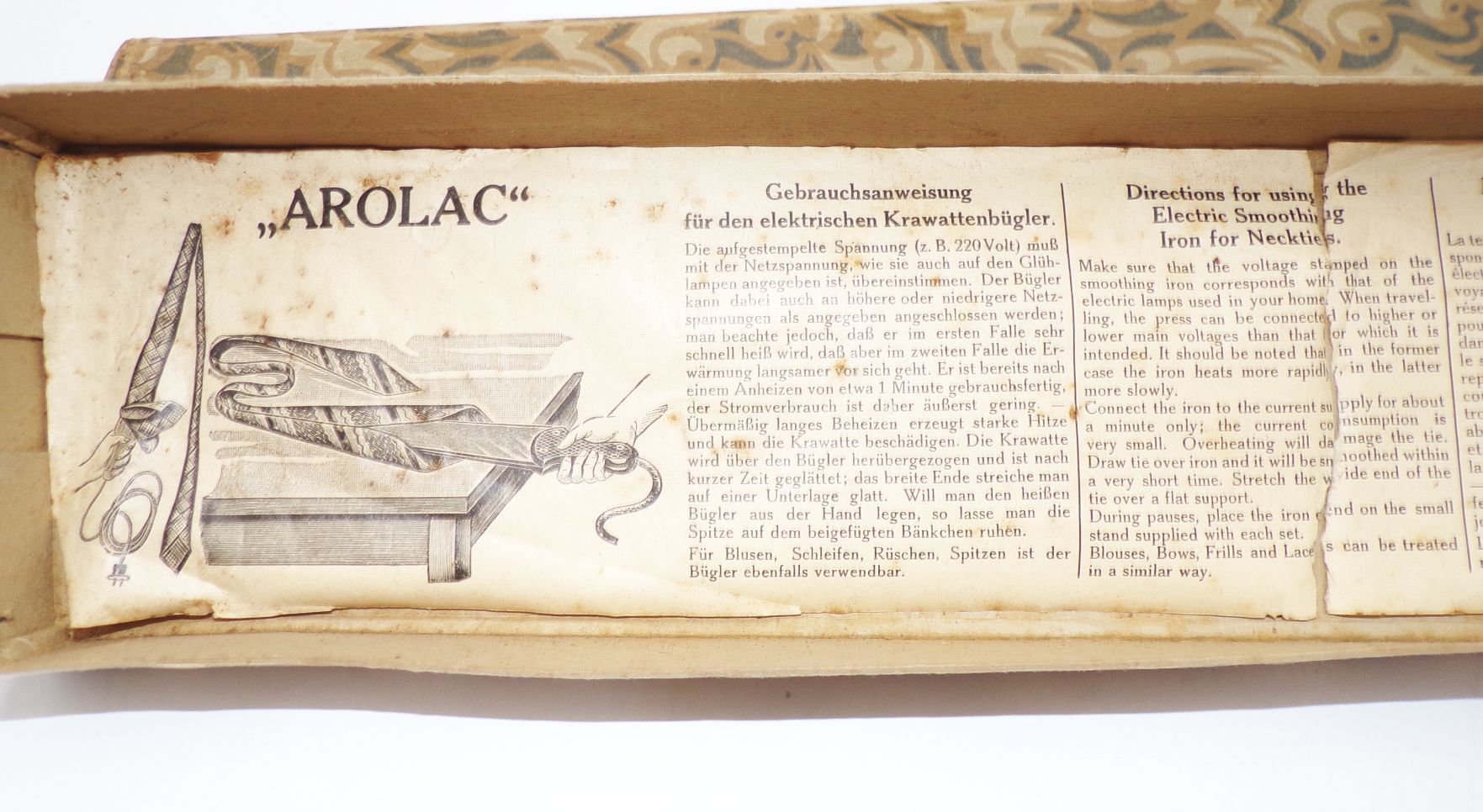 Alter Krawattenbügler Arolac mit OVP Krawatte wie Bügeleisen kurios Vintage Alter Krawattenbügler Arolac mit OVP Krawatte wie Bügeleisen kurios Vintage
