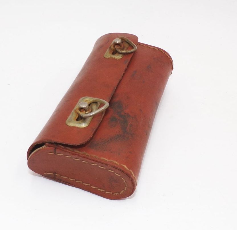 Alte Fahrrad Werkzeugtasche mit Inhalt Nabenschlüssel Vintage Alte Fahrrad Werkzeugtasche mit Inhalt Nabenschlüssel Vintage