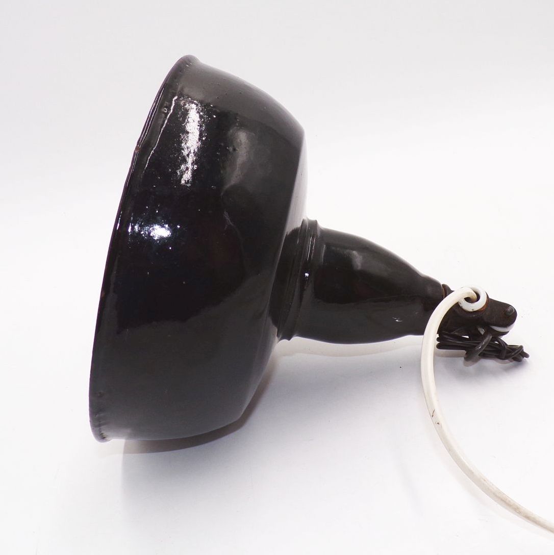 Alte Emaille Deckenleuchte Werkstattlampe schwarz E27 Schwarz Email Alte Emaille Deckenleuchte Werkstattlampe schwarz E27 Schwarz Email