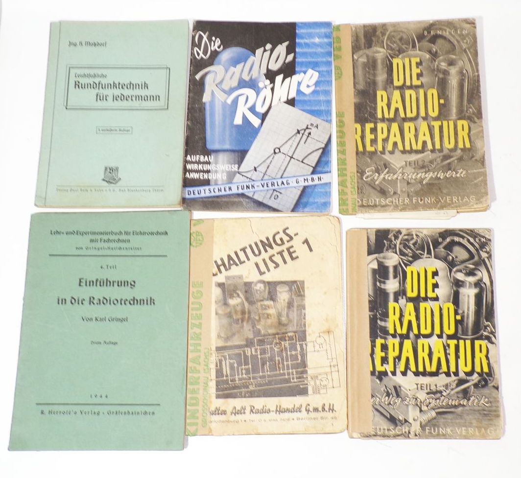Radio Literatur Rundfunk Technik Lehrhefte Röhren Bastelbuch Schaltungsliste