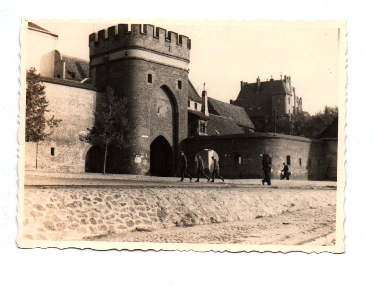 Foto Thorn Stadtmauer 1939 Soldaten