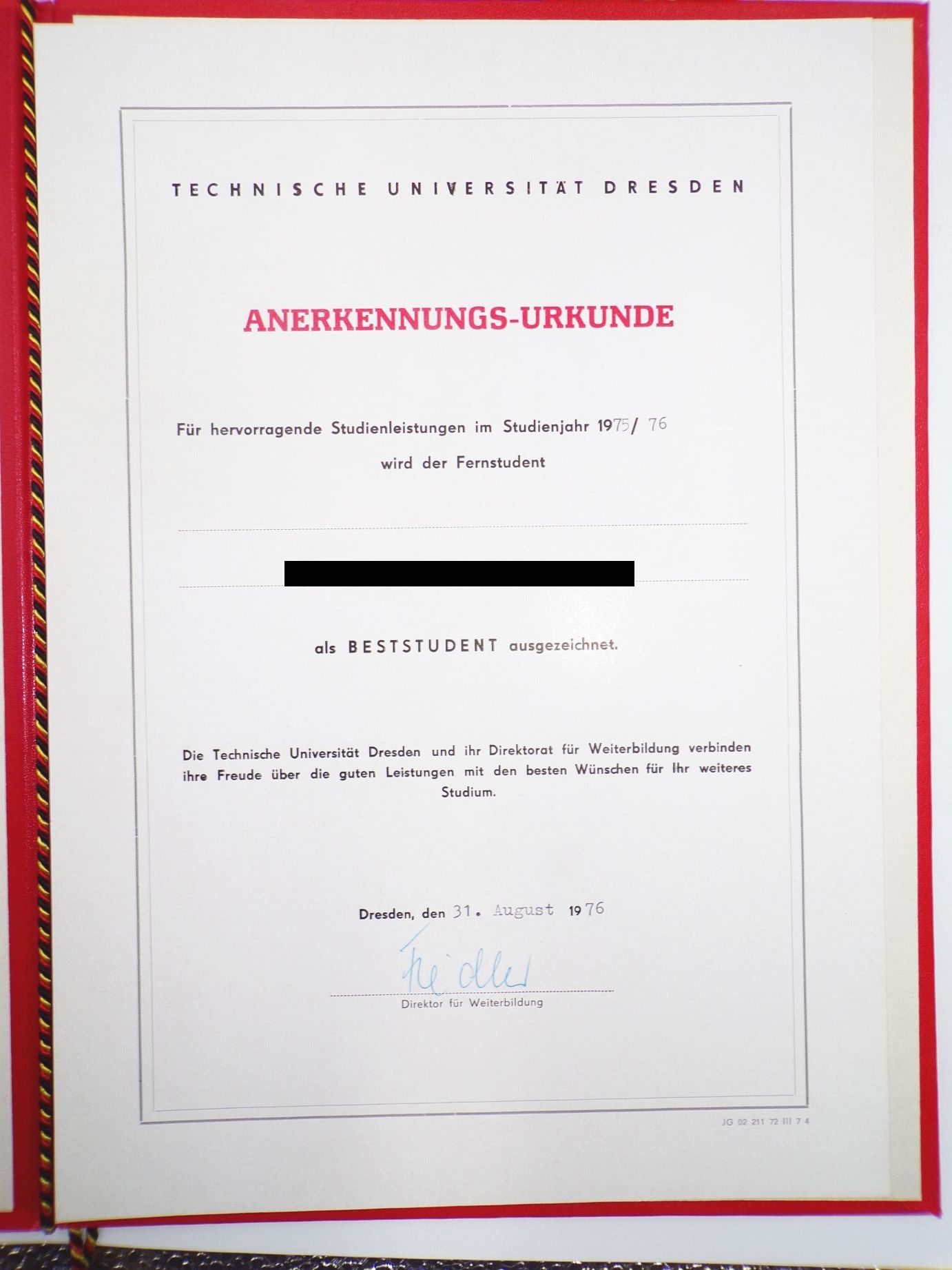 Konvolut DDR Abzeichen Urkunden