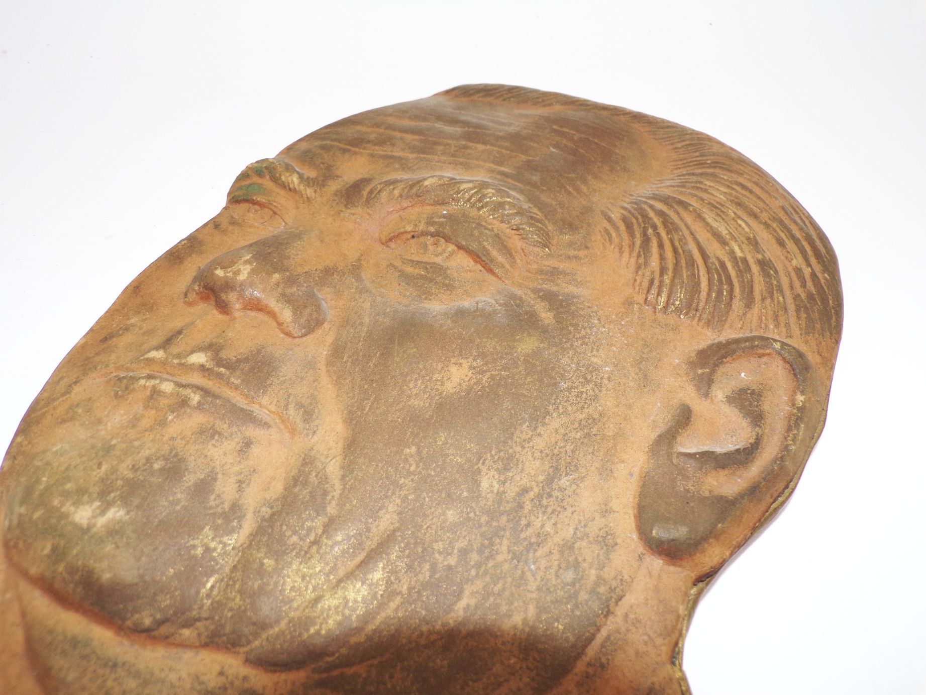 Altes Relief Wilhelm Pieck Agitation DDR GDR aus Pappe Requisit Deko