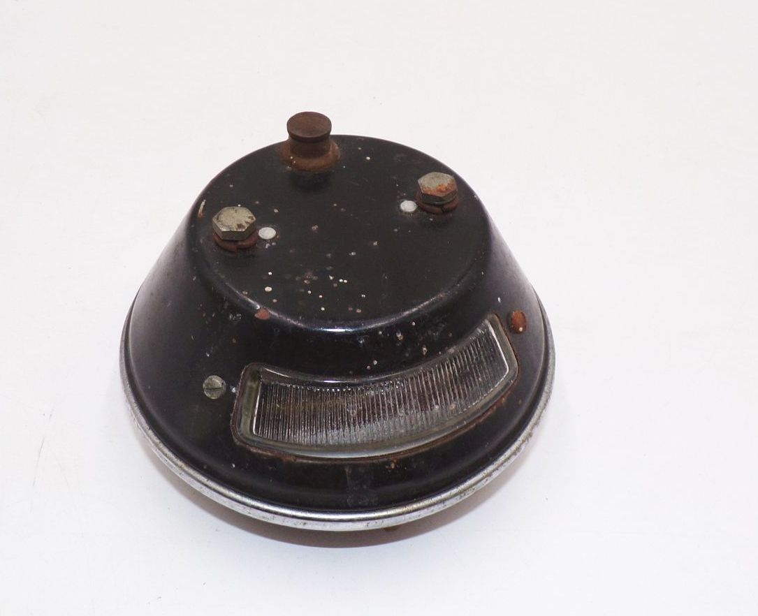 DDR Rückleuchte mit Blinklicht IFA S4000 G5 H6 Robur Garant LO Framo 