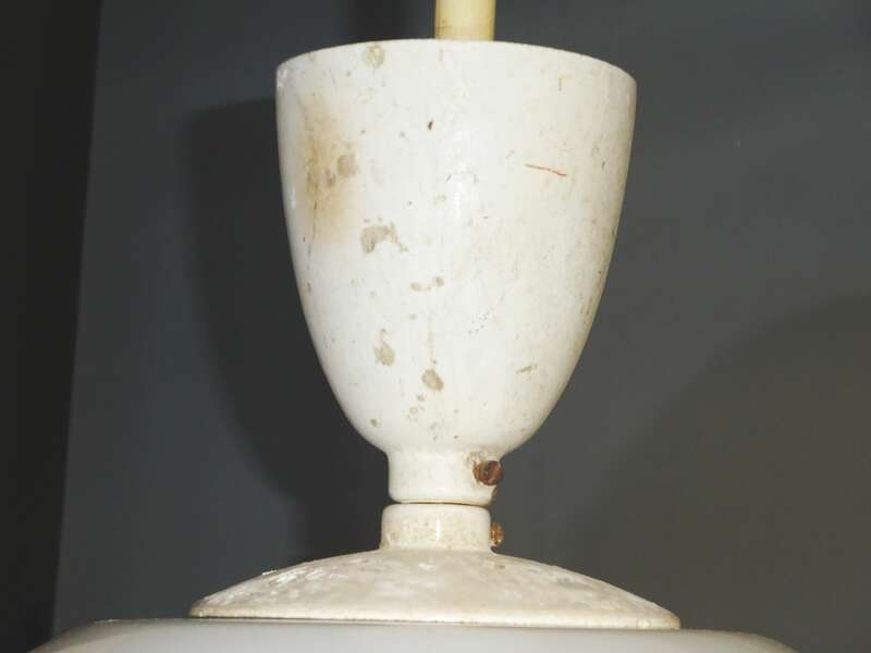 Alte Kugellampe Weiss Art Deco Bauhaus Leuchte Glaskugel 