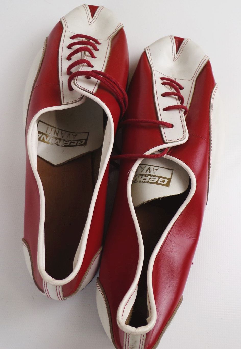 Germina Turnschuhe Sport Schuhe Rot Weiß Größe 41 DDR Germina Turnschuhe Sport Schuhe Rot Weiß Größe 41 DDR